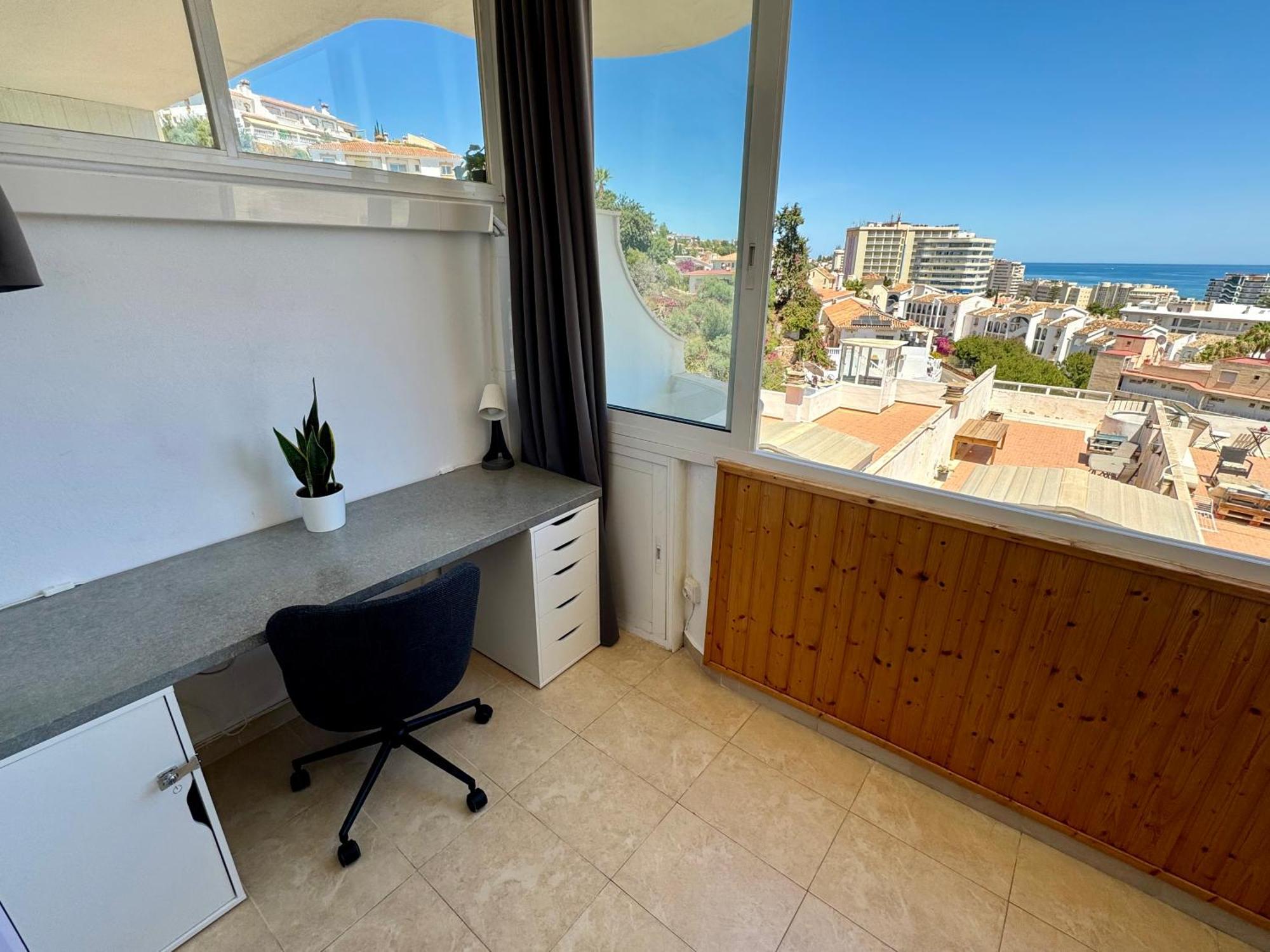 Cozy Fuengirola Apartment With Sea View & Pool المظهر الخارجي الصورة