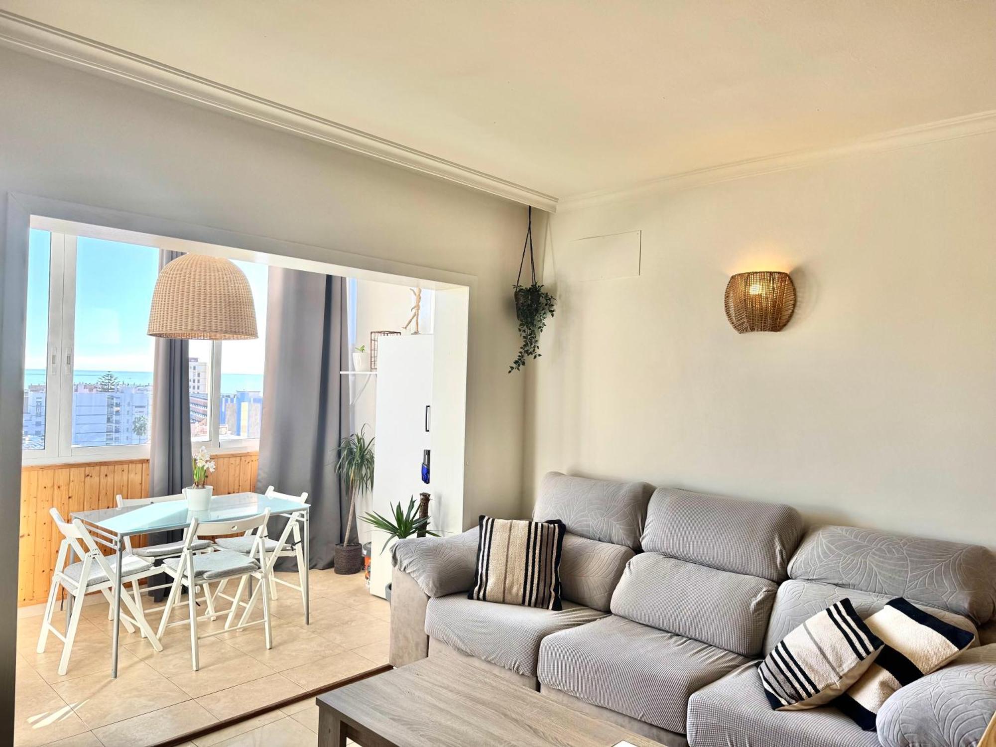 Cozy Fuengirola Apartment With Sea View & Pool المظهر الخارجي الصورة